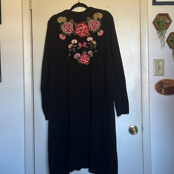 Torrid - Picture 2 of 2